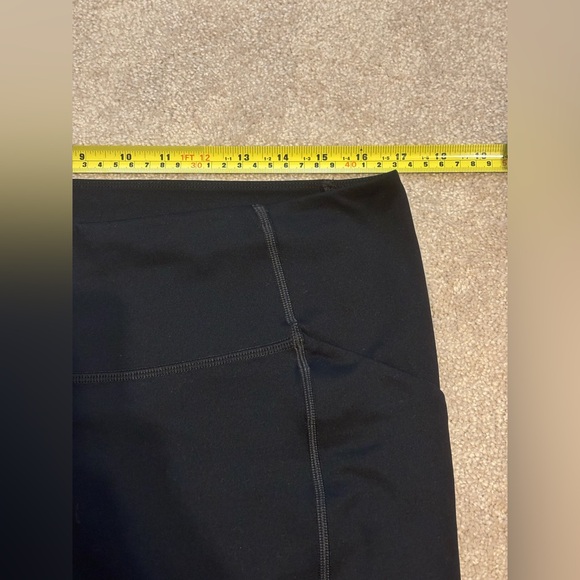 Girlfriend Collective 7/8 Length High Rise Pocket Leggings - Picture 6 of 7